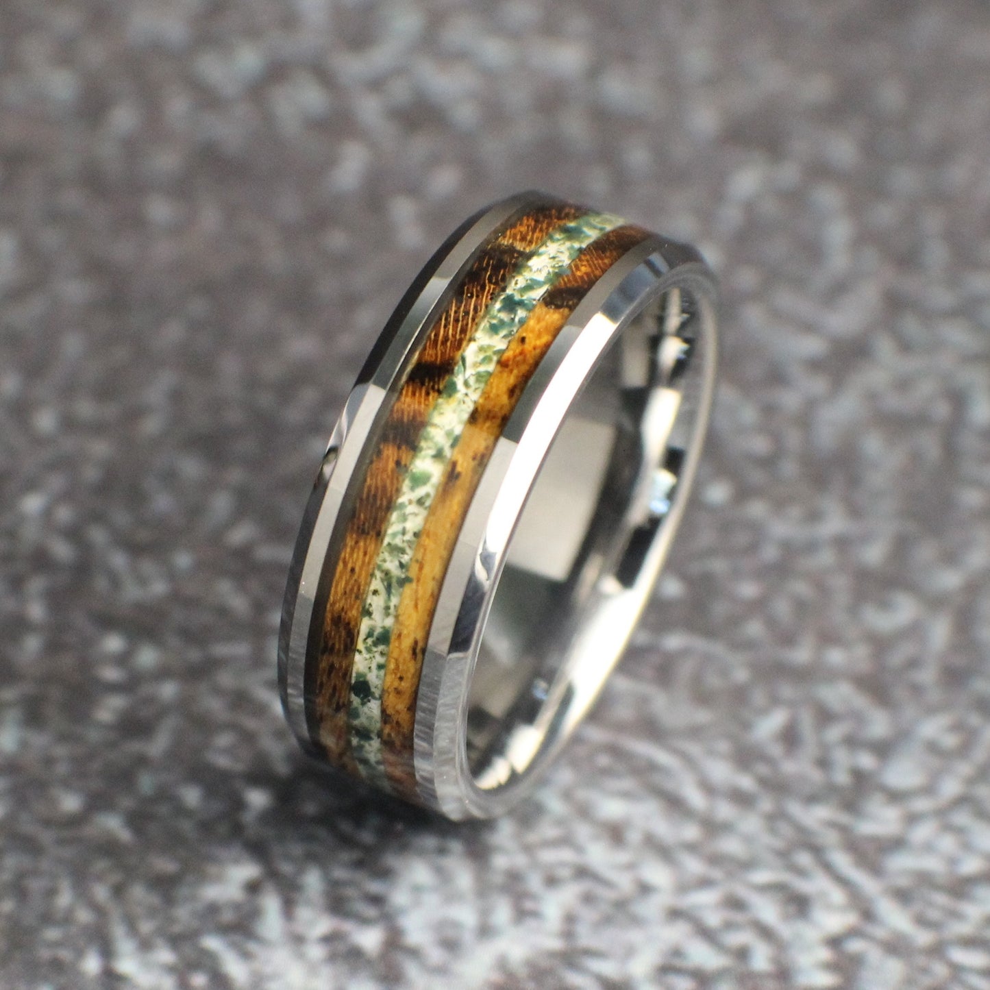 Wedding Ring with Moss Agate