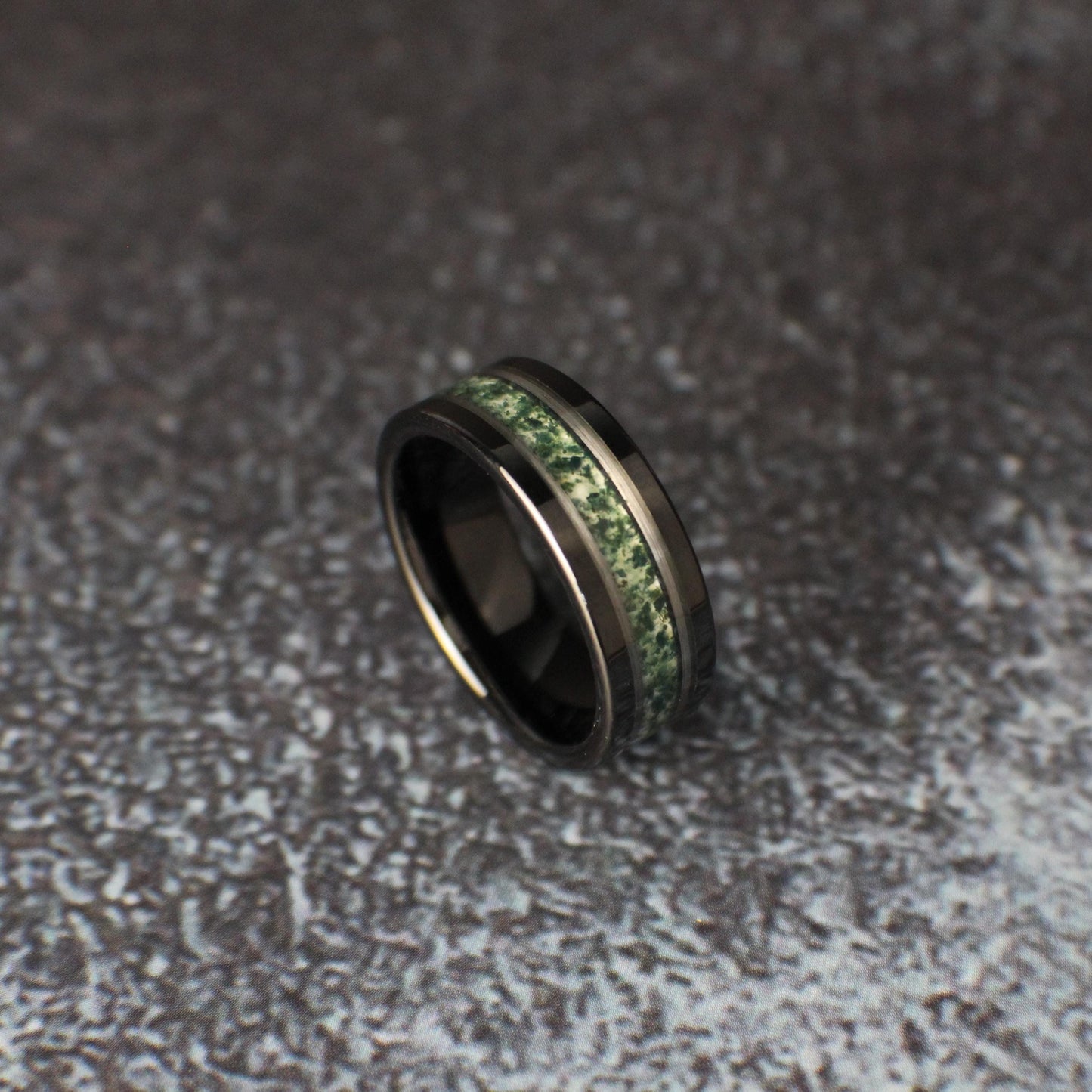 Ring for men with moss agate