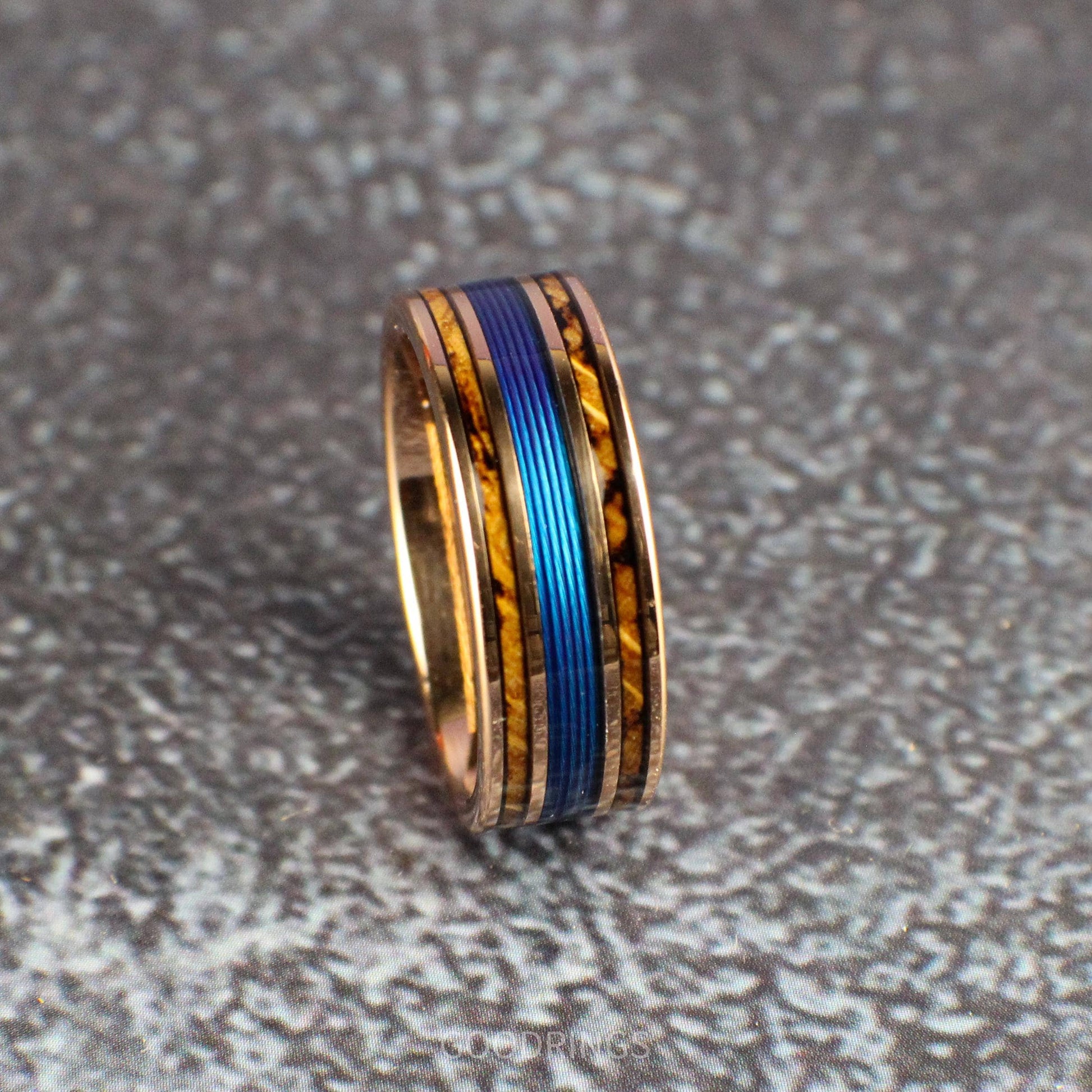 Men&#39;s Fishing Line Ring with Rose Gold